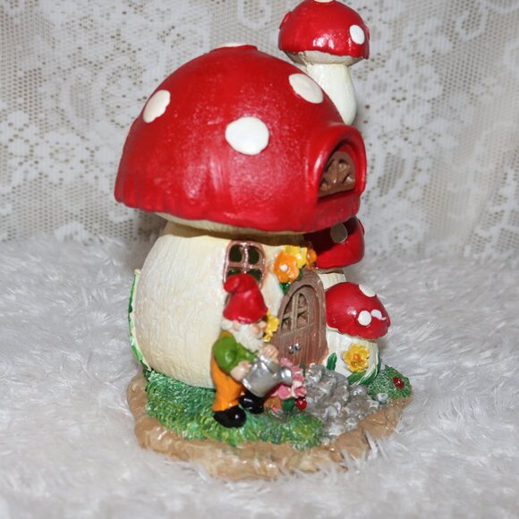 Cracker Barrel lighted fairy mushroom house NIB works great - Picture 4 of 10